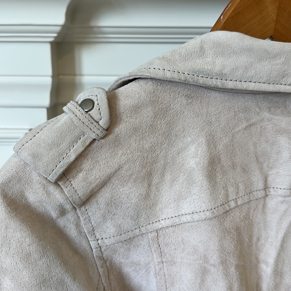 BLANK NYC Suede Moto Jacket - Picture 7 of 9